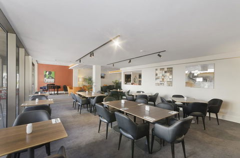 Clarion Hotel Townsville - Sydney Tourism 1