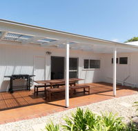 Classic Beach House in Rye - Sydney Tourism