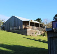 Clifton Beach Lodge - Sydney Tourism
