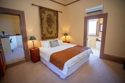 Clocktower Suites - Sydney Tourism 1