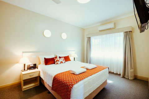 Club Motor Inn - Sydney Tourism 0