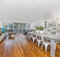 COASTAL CHIC  CASUARINA