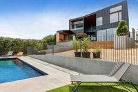 COASTAL LUXE - MT MARTHA