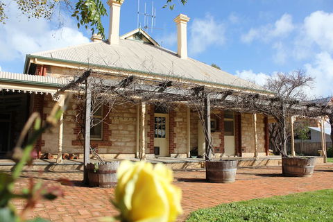 Cockburn House - Sydney Tourism 1