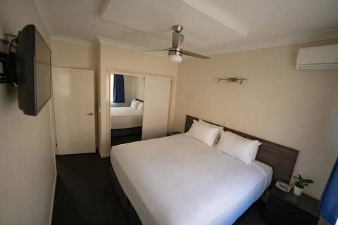 Comfort Inn And Suites Robertson Gardens - Sydney Tourism 3