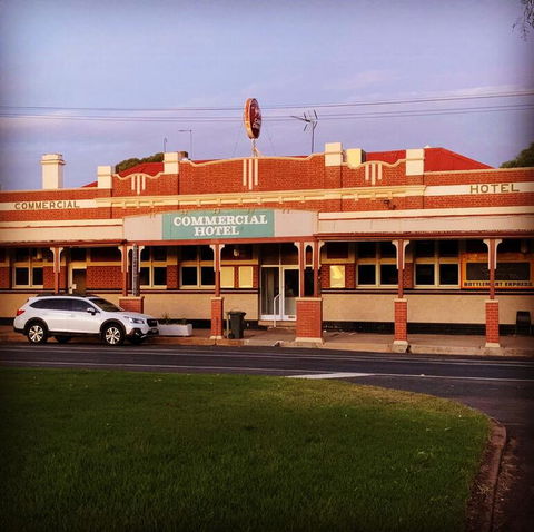 Commercial Hotel - Sydney Tourism 3