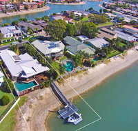 Coorumbong 16 - 5 BDRM Canal Home with Pool - Sydney Tourism