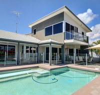 Coorumbong 36 - 6 BDRM Canal Home With Pool - Sydney Tourism