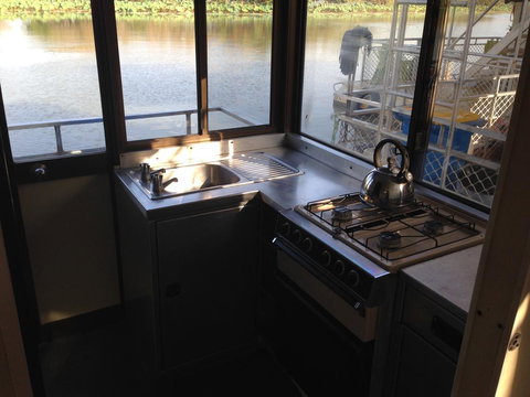 Corroboree Houseboats - Sydney Tourism 2