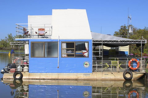 Corroboree Houseboats - Sydney Tourism 1