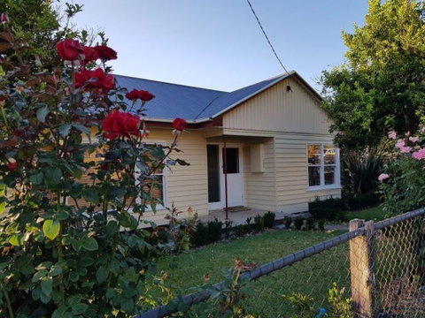 Cottage On Main - Sydney Tourism 0
