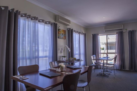 Country Roads Motor Inn - Sydney Tourism 2