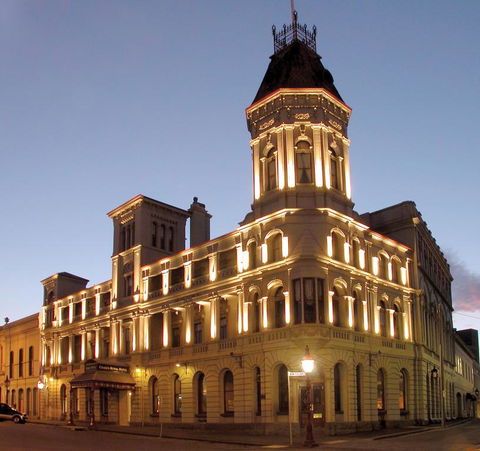 Craig's Royal Hotel - Sydney Tourism 1