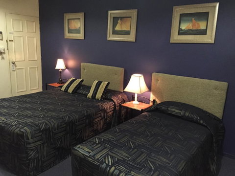 Criterion Motel Rockhampton - Sydney Tourism 1