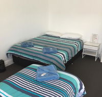 Crown Inn Hotel - Sydney Tourism