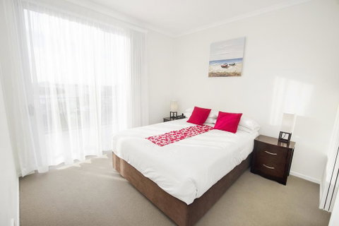 Curtis Central Apartments - Sydney Tourism 3