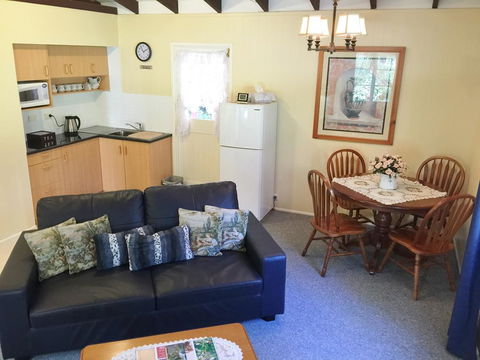 Curtis Cottage - Sydney Tourism 3