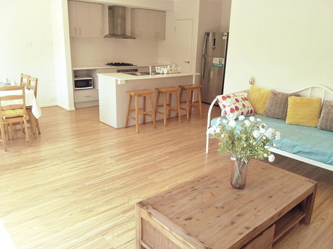 Daisy Villa - Close To Mel Airport & Hume Highway -Comfort - Sydney Tourism 1