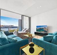 Darling Harbour Waterfront Luxury Apartment - Sydney Tourism