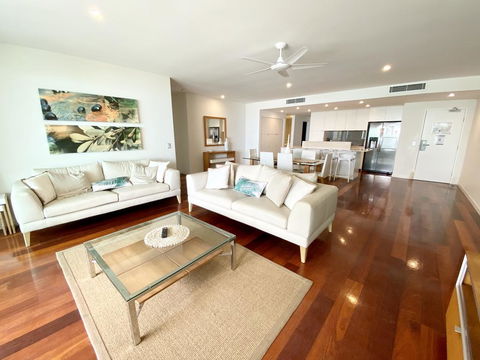 DIRECT BEACH ACCESS - 3 BED APART - CABARITA BEACH - Sydney Tourism 2