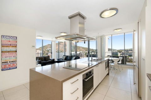 Direct Hotels - Dalgety Apartments - Sydney Tourism 1