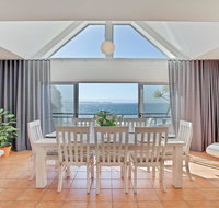 Dolphins Den - panoramic views - Sydney Tourism