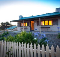 Donington Cottage Lincoln National Park - Sydney Tourism