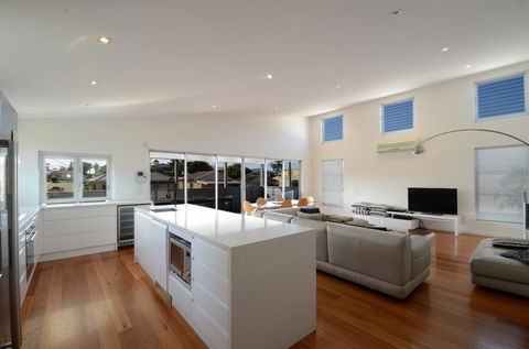 Dream Catcher Beach House - Shellharbour - Sydney Tourism 2