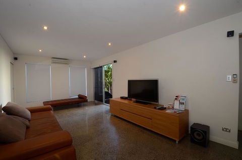 Dream Catcher Beach House - Shellharbour - Sydney Tourism 3