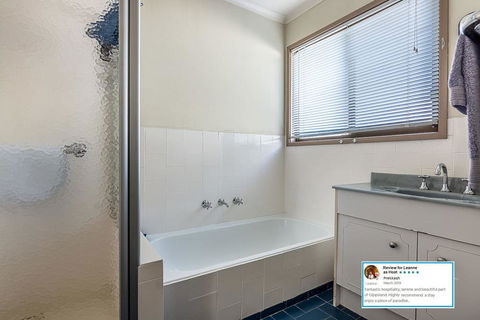 Eagle Bay Cottage - Sydney Tourism 2