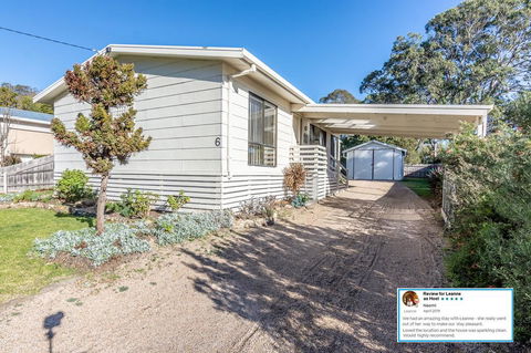 Eagle Bay Cottage - Sydney Tourism 0