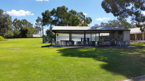 Early Settlers Motel Tocumwal - Sydney Tourism 2