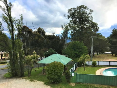 Eildon Lake Motel - Sydney Tourism 0