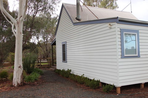 Elinike Guest Cottages - Sydney Tourism 1