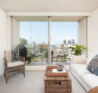 Elizabeth Bay Home with a View - Sydney Tourism