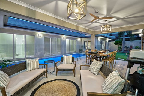 Escapades At Palm Cove - Sydney Tourism 3