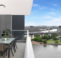 Executive Family 3 Bedroom Suite - Brisbane CBD - Views - Pool - WIFI - Free parking - Sydney Tourism