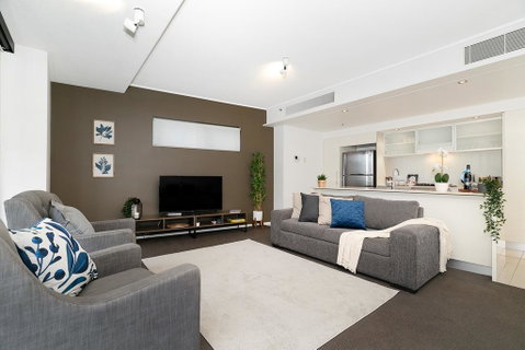Executive Family 3 Bedroom Suite - Brisbane CBD - Views - Pool - WIFI - Free Parking - Sydney Tourism 1