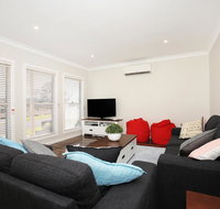 Fairways - 10 Mins to Hyams Beach - Sydney Tourism