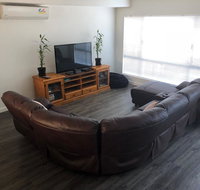 Falcon Bay 4x4 Townhouse - Sydney Tourism