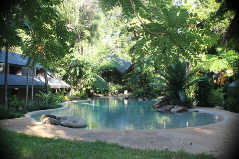 Ferntree Rainforest Lodge - Sydney Tourism 0