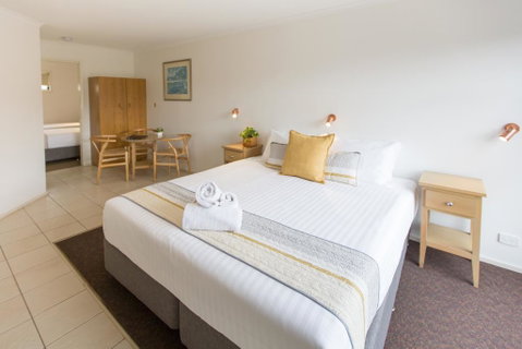 Fox On The Run - Motel Kilmore - Sydney Tourism 2