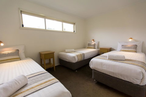 Fox On The Run - Motel Kilmore - Sydney Tourism 3
