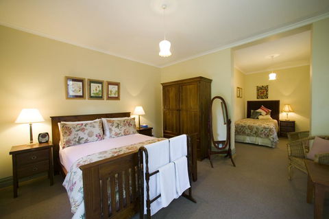 Foxgloves B&B - Sydney Tourism 0