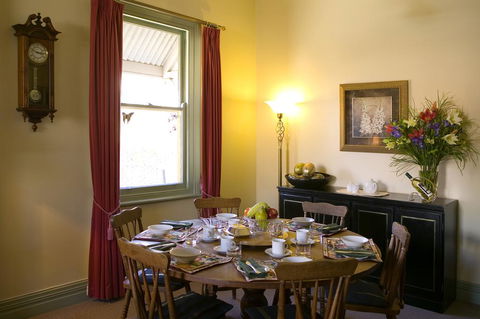 Foxgloves B&B - Sydney Tourism 1