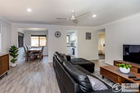 Freshly Revovated Dog Friendly House Walking Distance To Waterfront! - Sydney Tourism 1