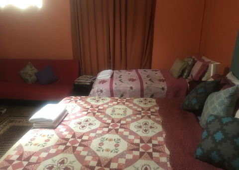 Globe Guesthouse - Sydney Tourism 3