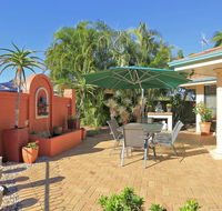 Golden Cane Bed  Breakfast - Sydney Tourism