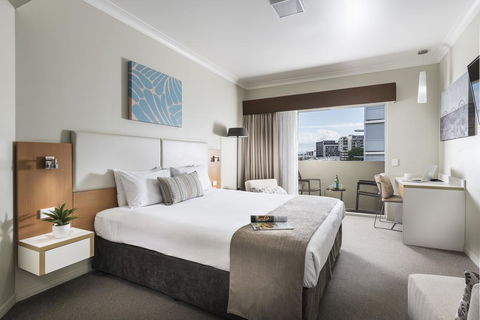 Grand Hotel And Apartments Townsville - Sydney Tourism 2