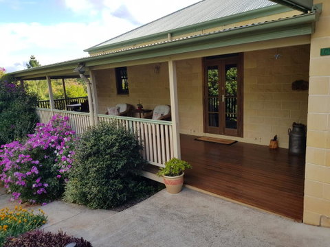 Gumtree House Montville - Sydney Tourism 0